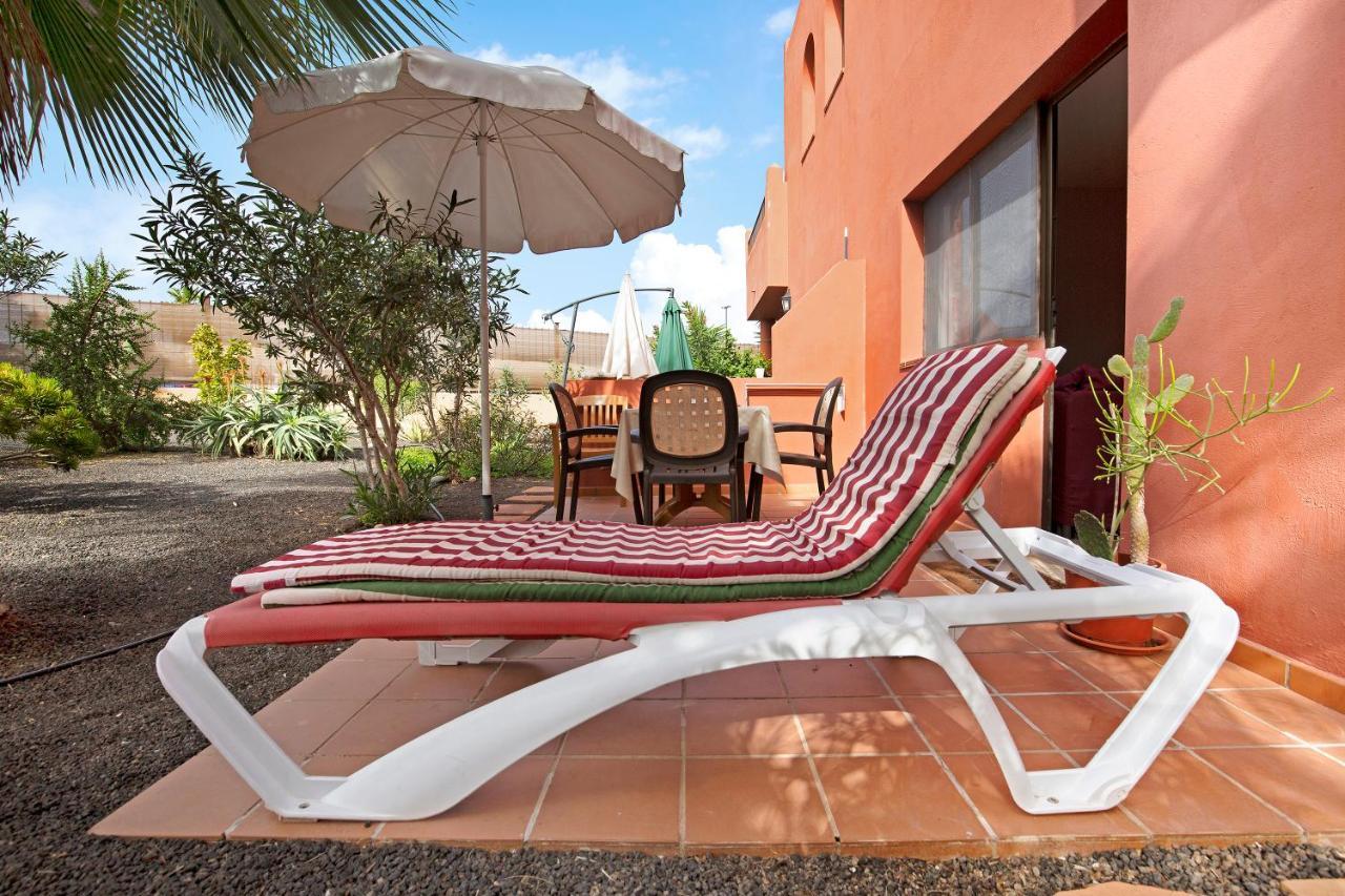 Villa Oasis Tamarindo Sport E Relax Corralejo Exterior foto